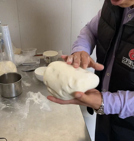 使用餃子機怎么和面